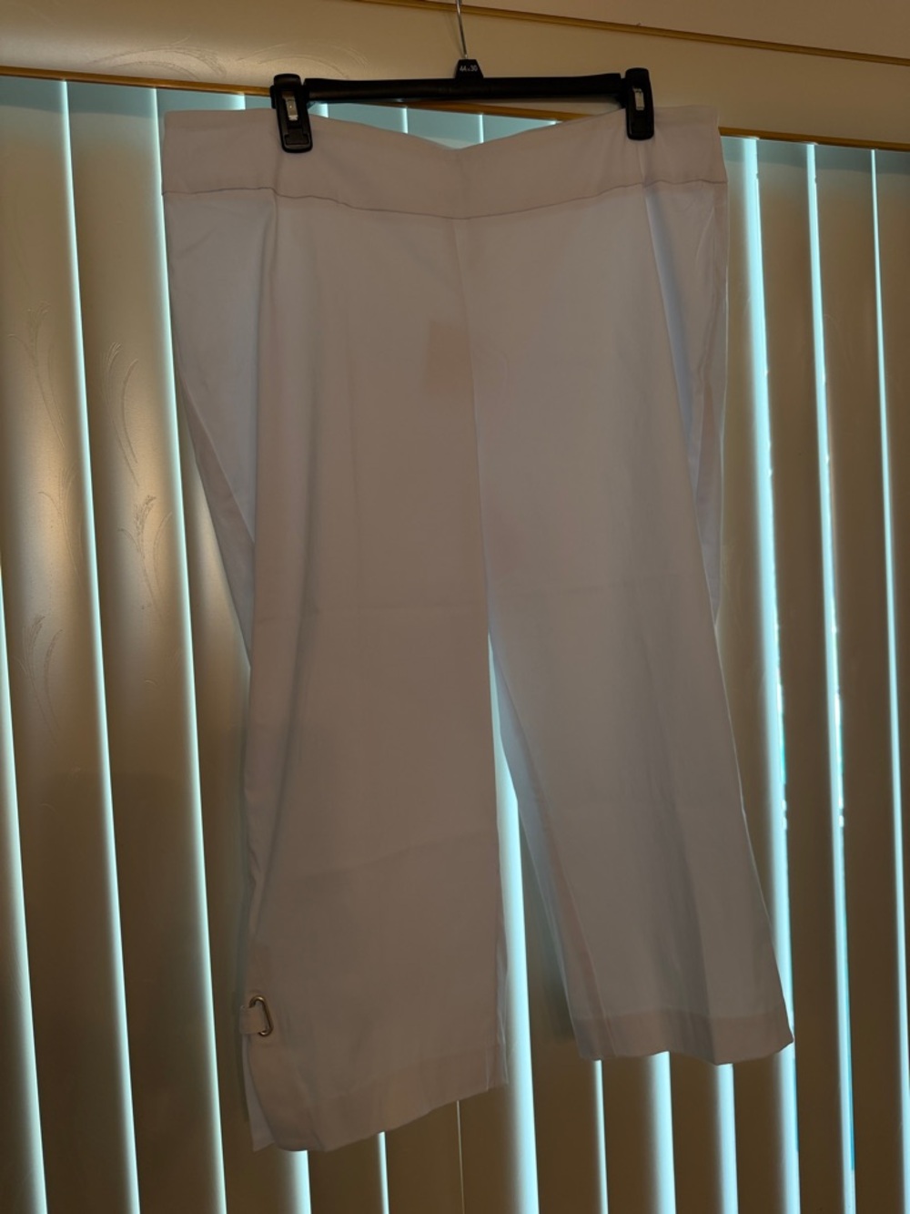 Classic White Bermuda Shorts with Subtle Side Tab